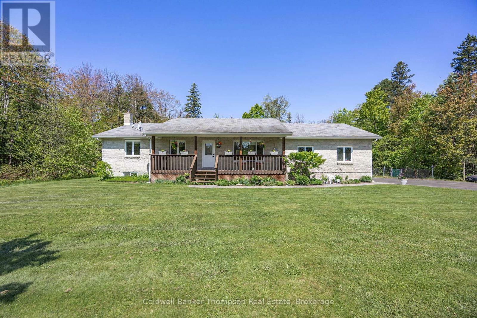 Property Photo:  1170 Old Muskoka Road  ON P0B 1M0 