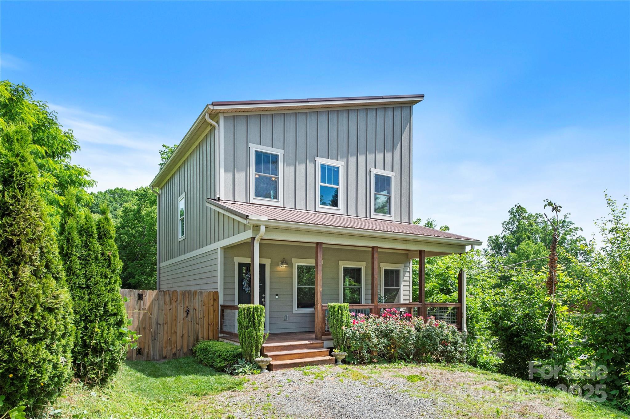 109 Druid Drive  Asheville NC 28806 photo