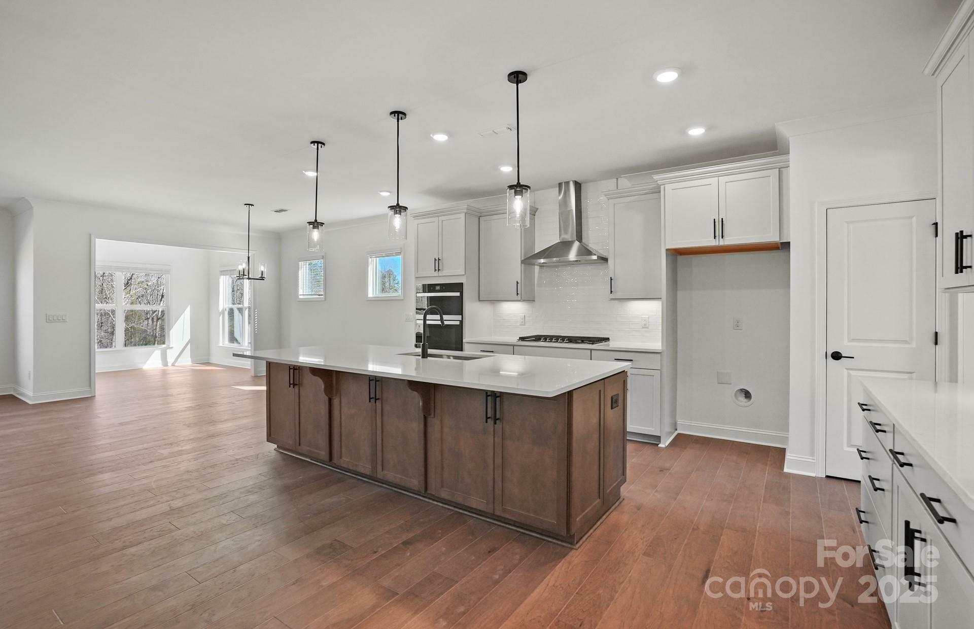 Property Photo: 1048 Waxhaw Crossing Drive 261 NC 28173