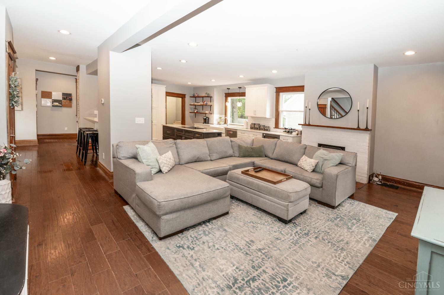 Property Photo:  3762 Isabella Avenue  OH 45209 