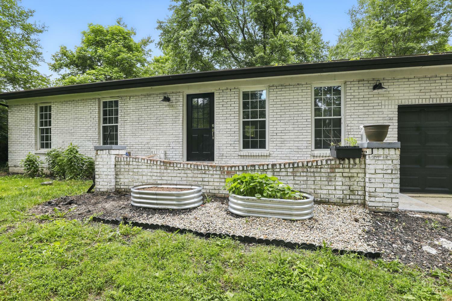 Property Photo: 2031 Woodville Pike OH 45122
