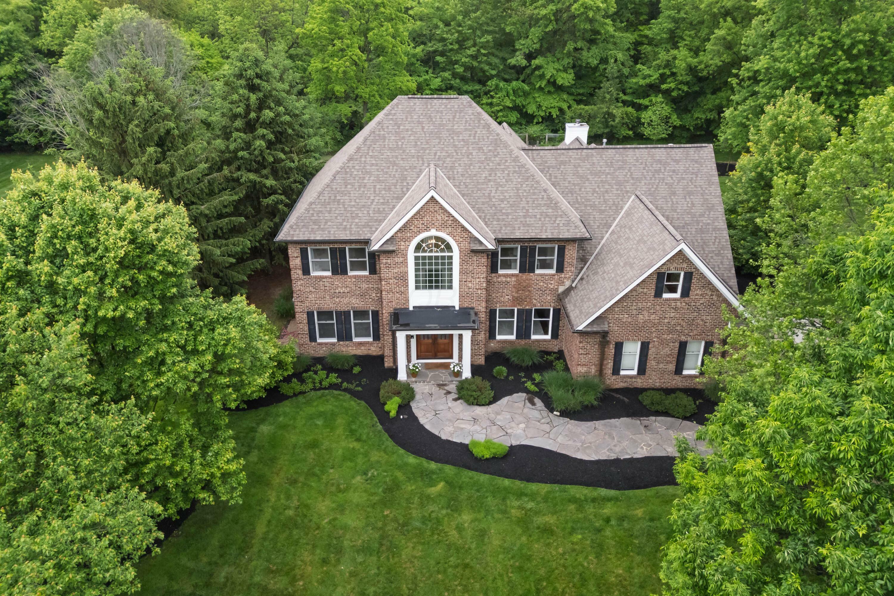 Property Photo: 8824 Turfway Bend Drive OH 43065