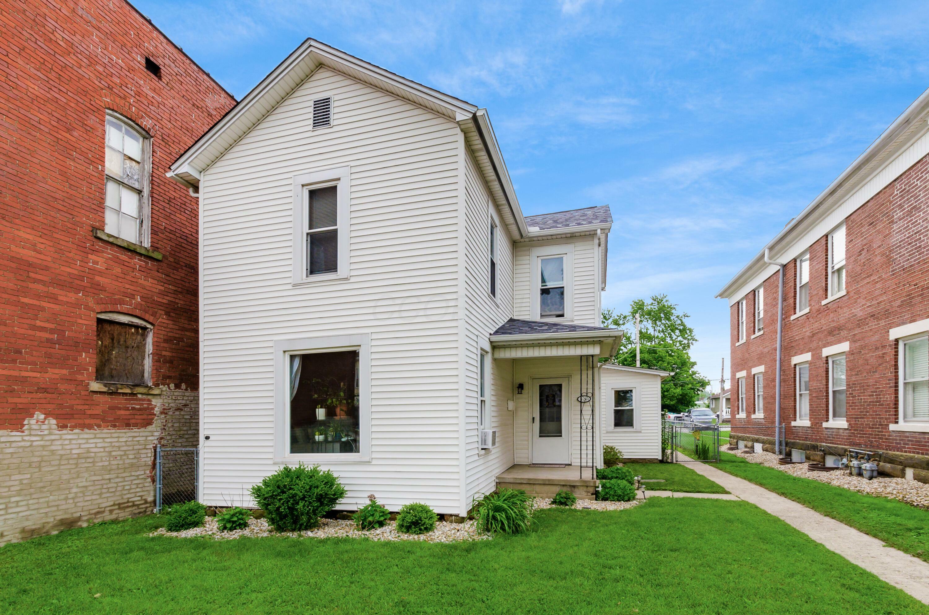 Property Photo: 526 N Columbus Street OH 43130
