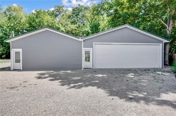 1560 Russell Avenue  Zanesville OH 43701 photo