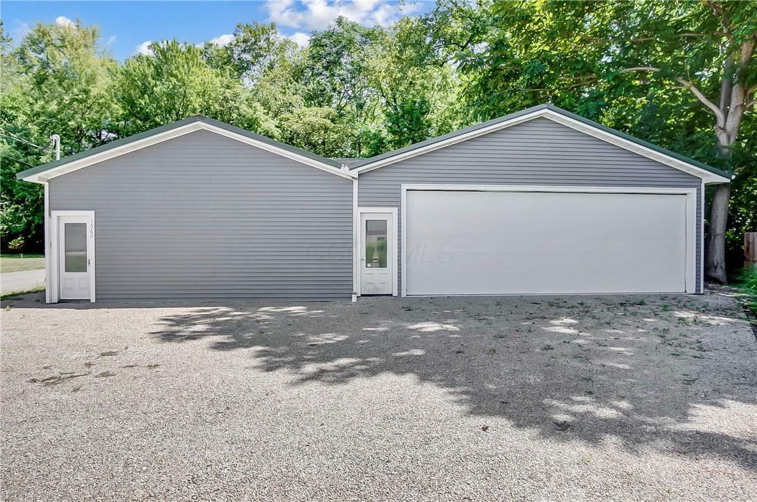 Property Photo: 1560 Russell Avenue OH 43701
