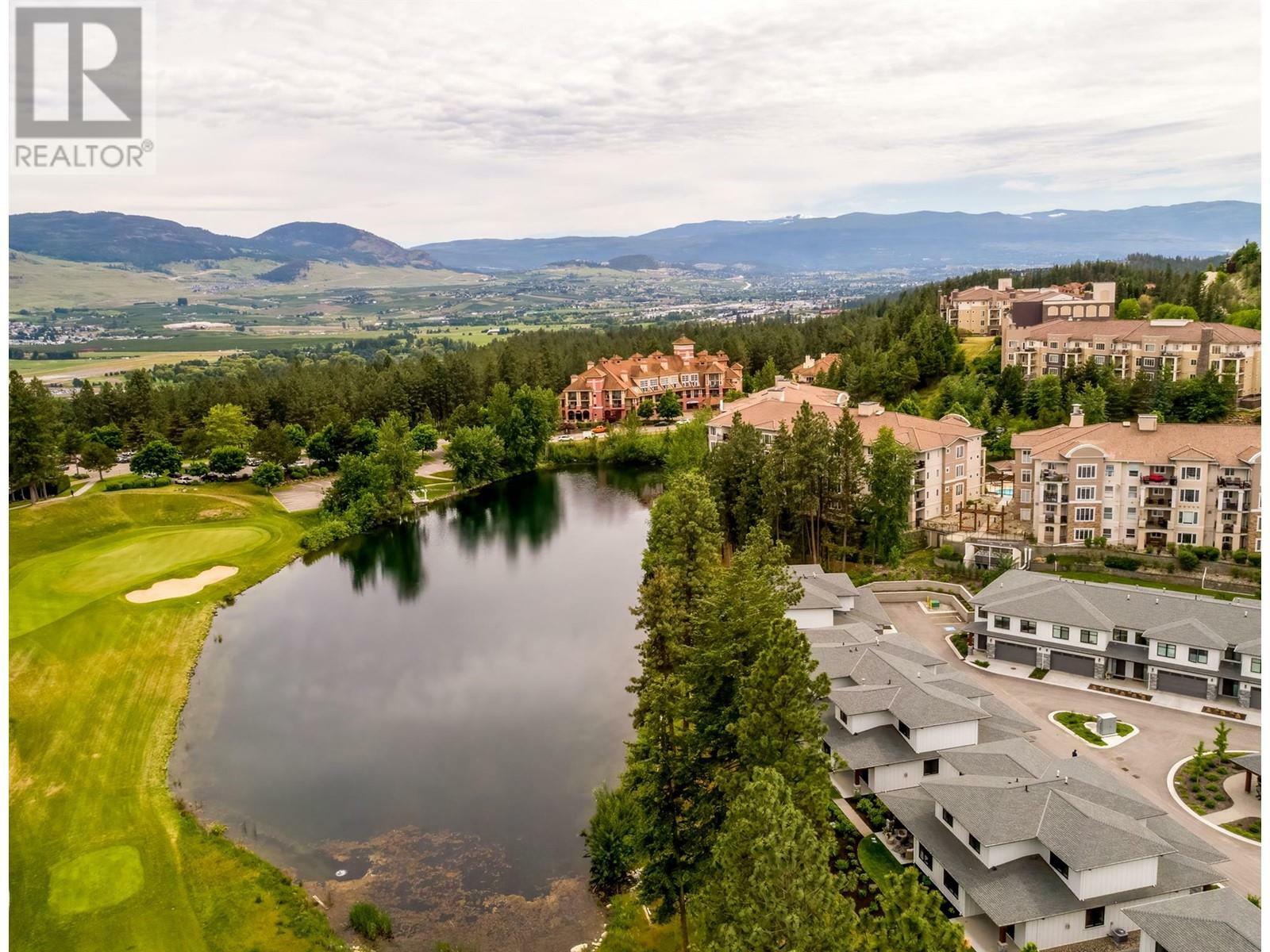Property Photo: 1979 Country Club Drive 14 BC V1V 0H6