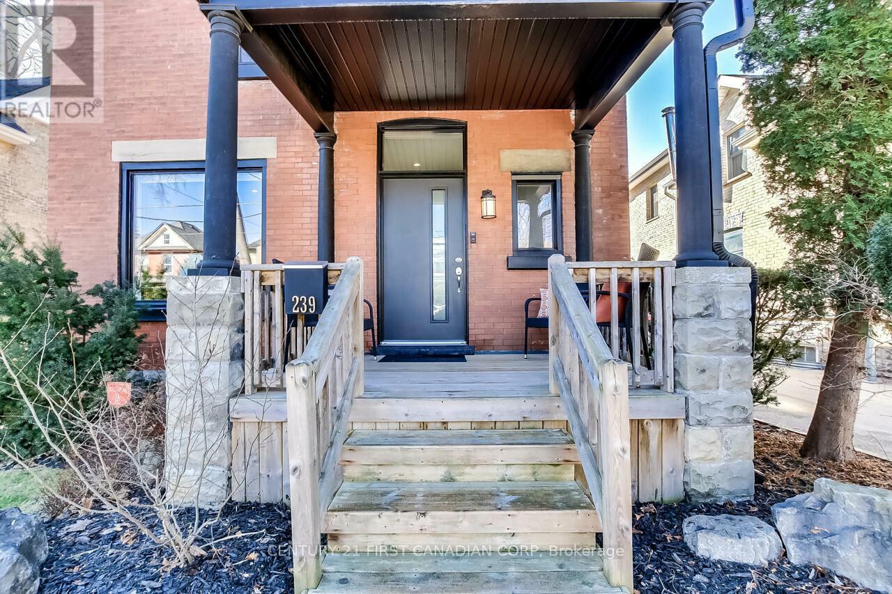 Property Photo: 239 Tecumseh Avenue East ON N6C 1S7