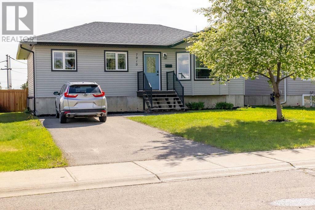 7919 95 Avenue  Fort St. John BC V1J 1G5 photo