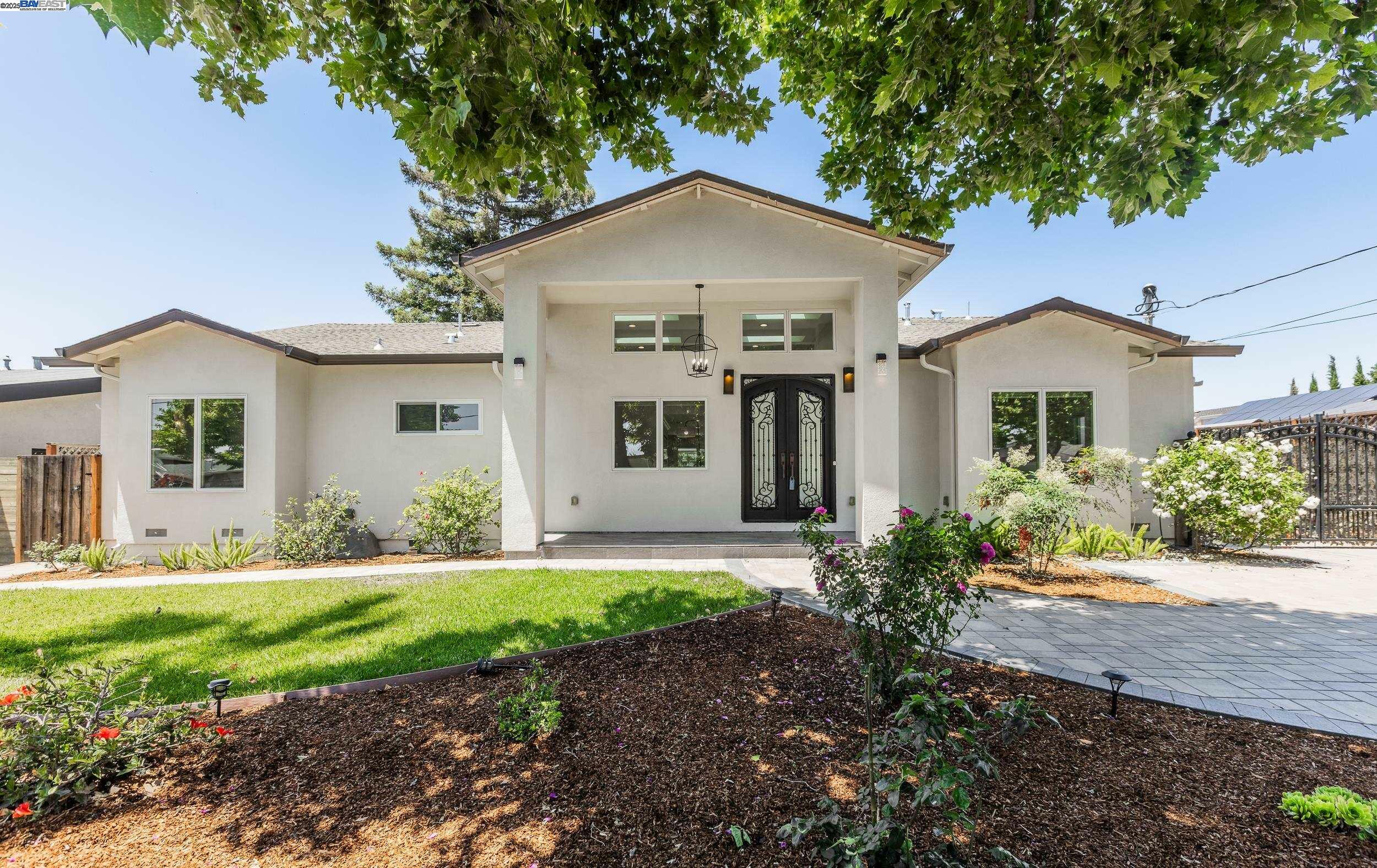 Property Photo: 12763 Camrose Ave CA 95070