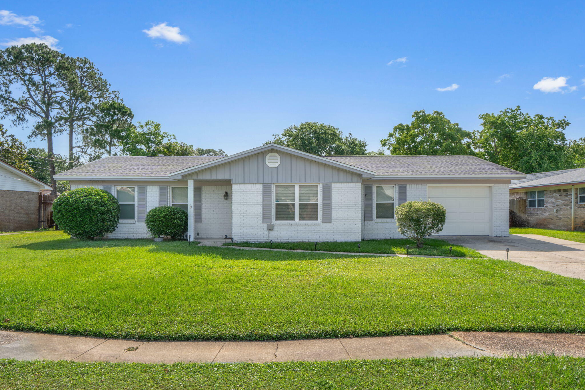 153 Brewer Circle  Mary Esther FL 32569 photo