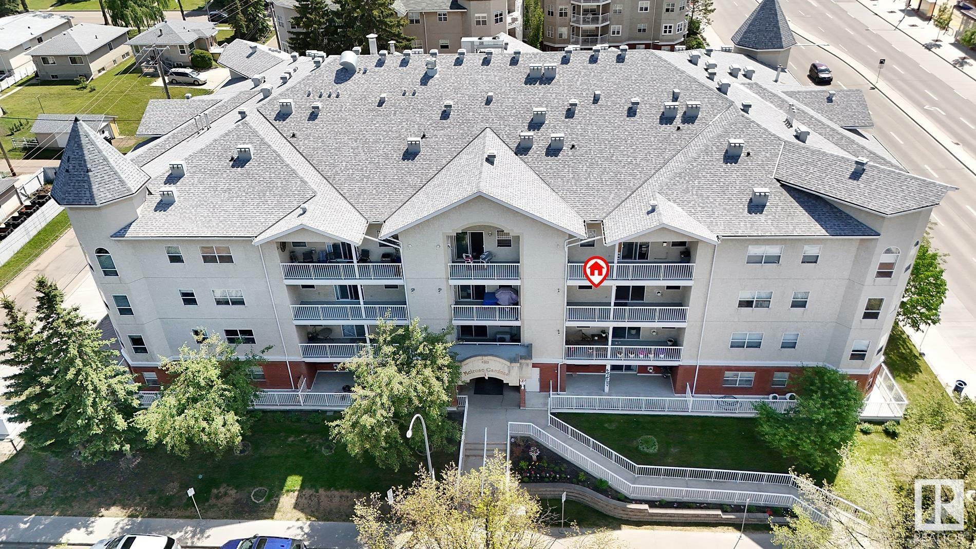 Photo de la propriété: 8215 84 Avenue NW 302 AB T6C 4R2