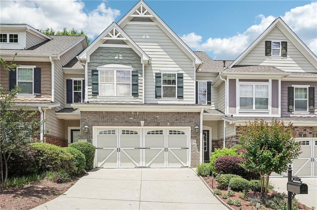 Property Photo: 2910 Cross Creek Drive GA 30040