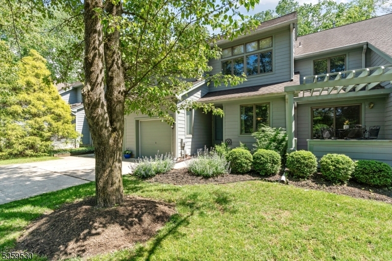 3 Crofton Ct  Lambertville City NJ 08530 photo