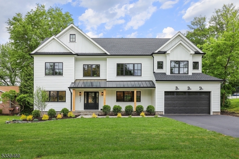 Property Photo: 237 Appletree Ln NJ 07092