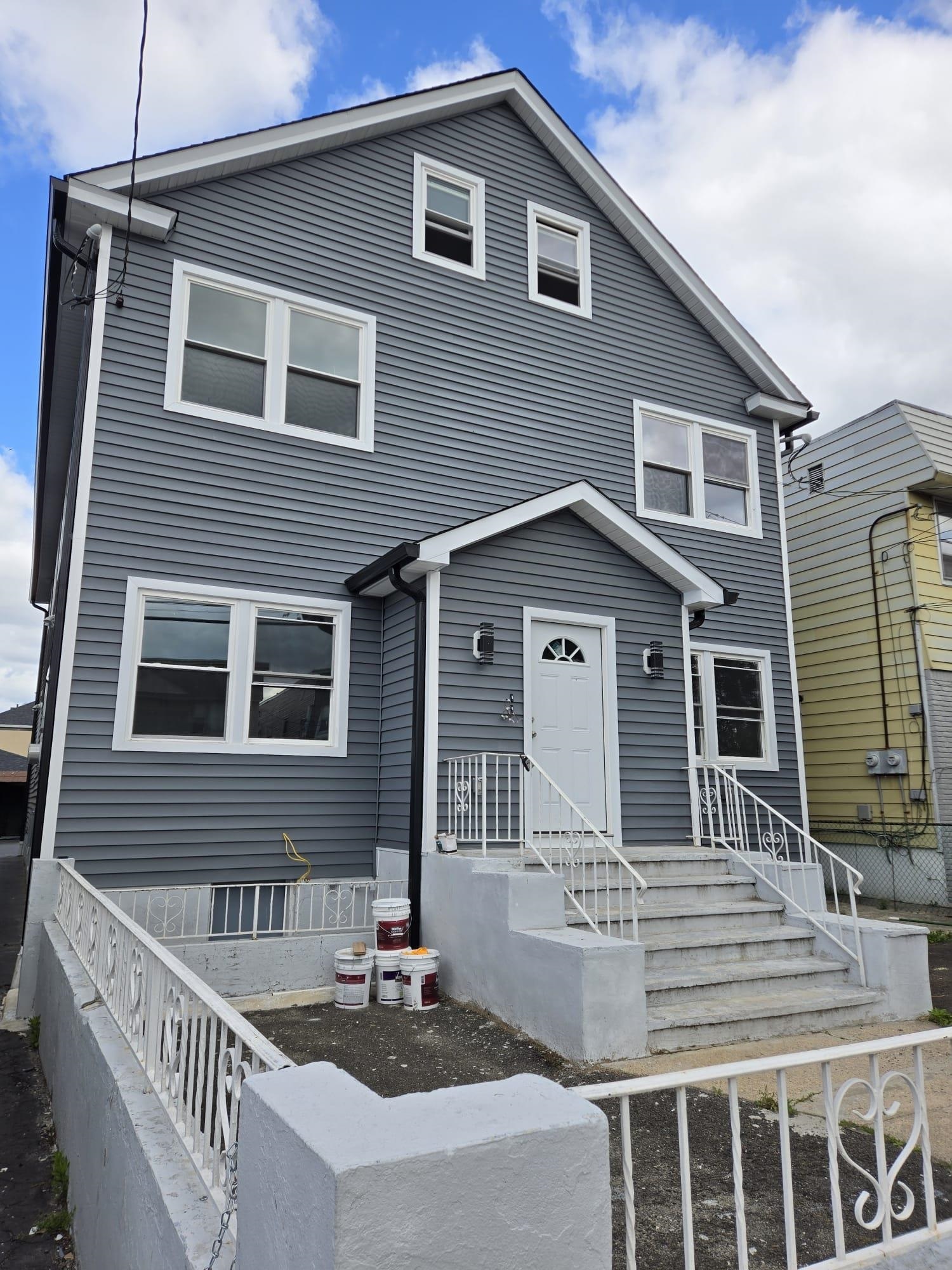 Property Photo: 1056-1060 Kilsyth Rd 2L NJ 07208