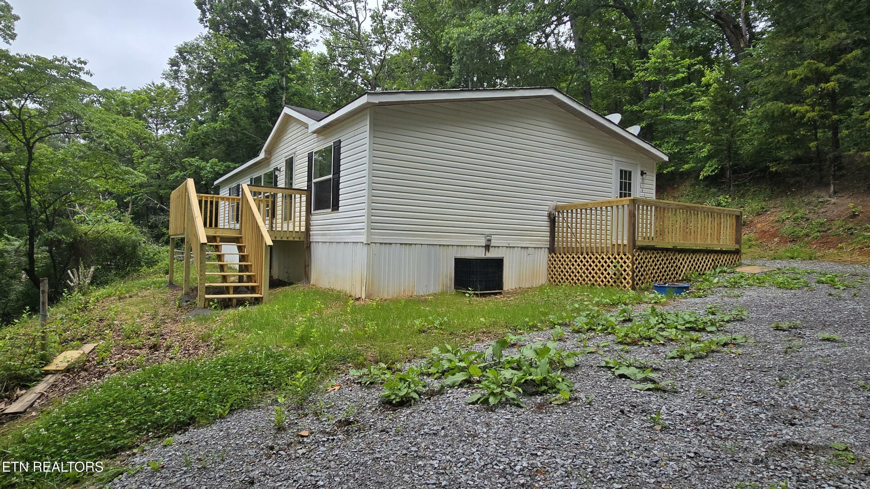 Property Photo: 1678 Raven Hill Rd TN 37879