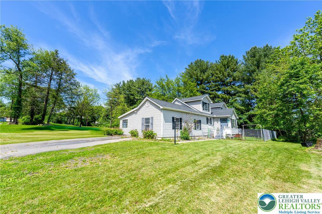 Property Photo: 7112 Howell Terrace PA 18360