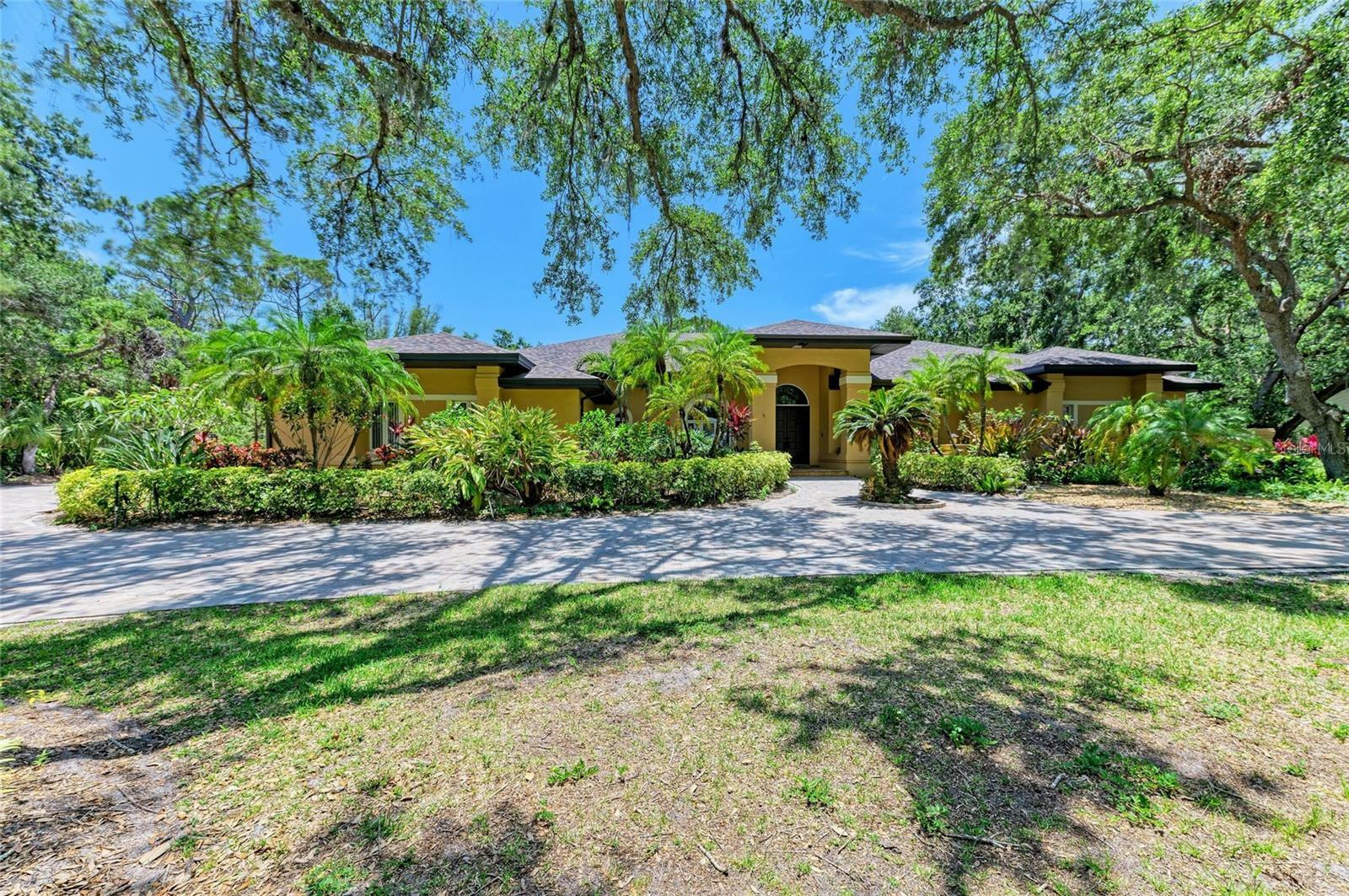 Property Photo: 4647 Stone Ridge Trail FL 34232