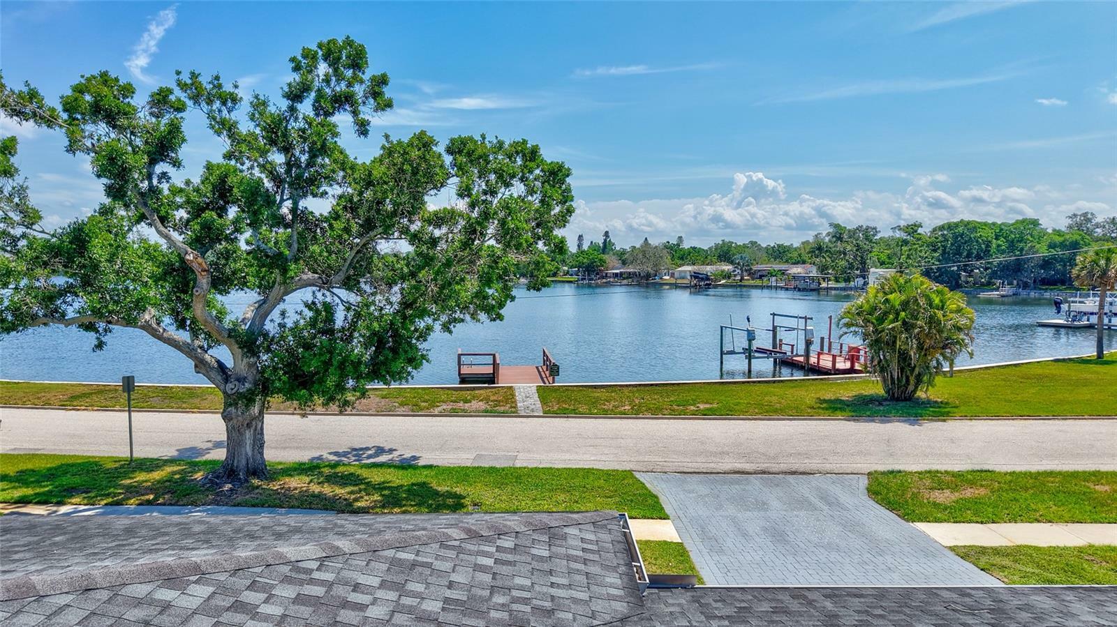 Property Photo: 4321 Sunrise Drive S FL 33705