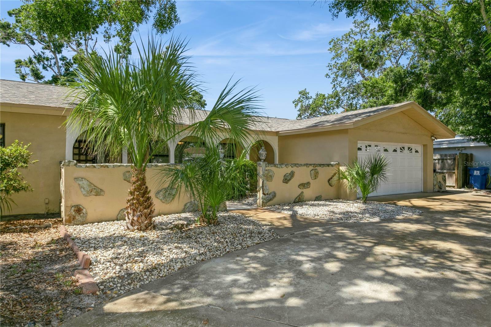 Property Photo: 8020 28th Avenue N FL 33710