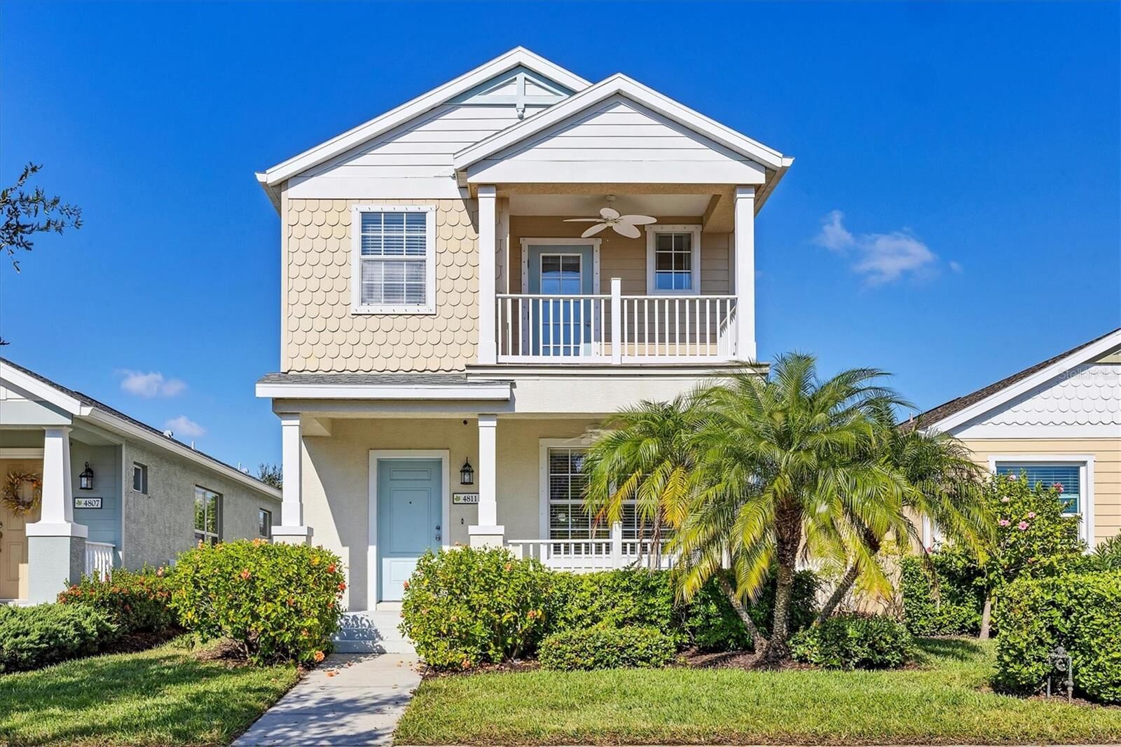 Property Photo: 4811 Woodbrook Drive FL 34243