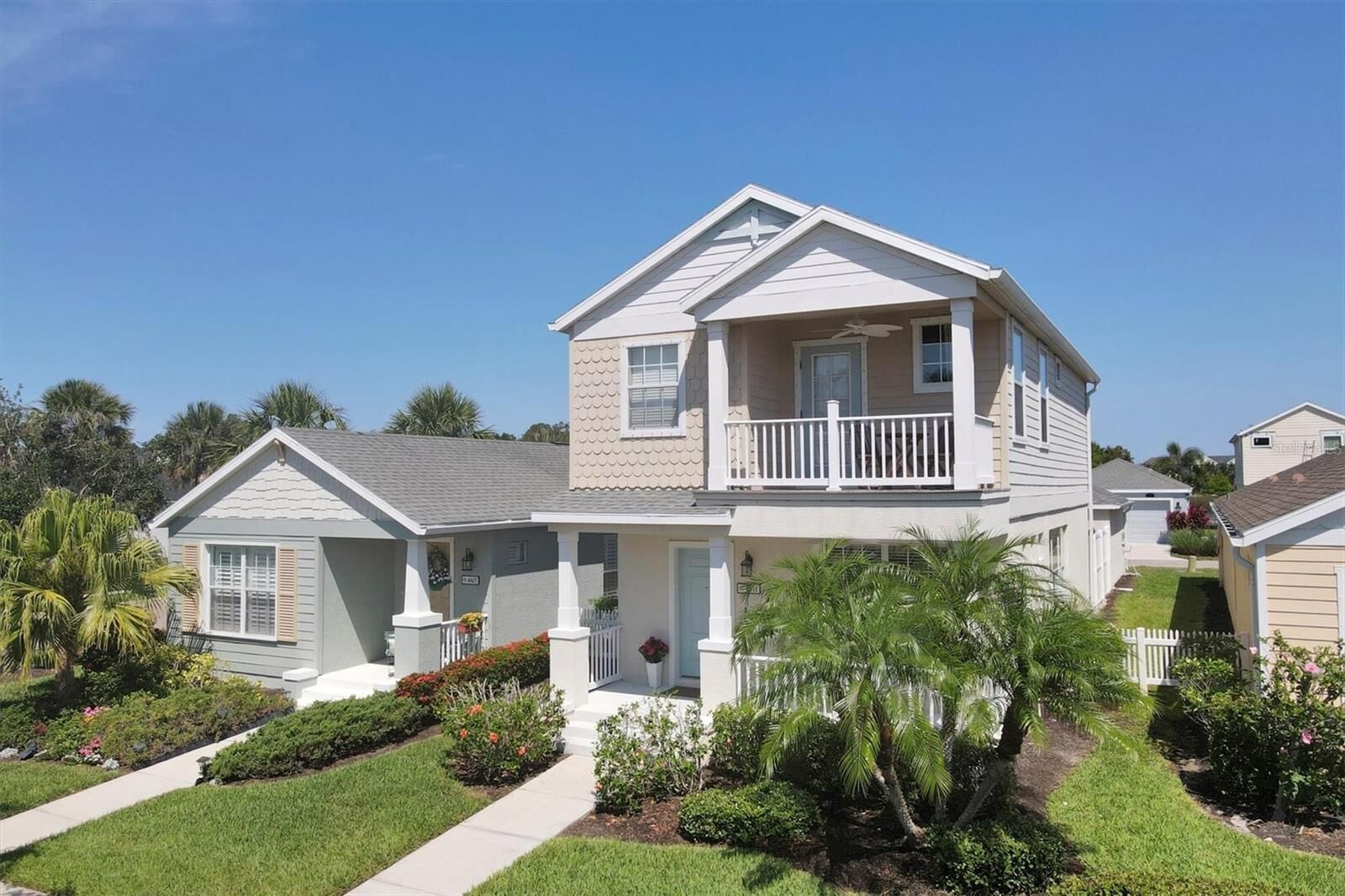 Property Photo: 4811 Woodbrook Drive FL 34243