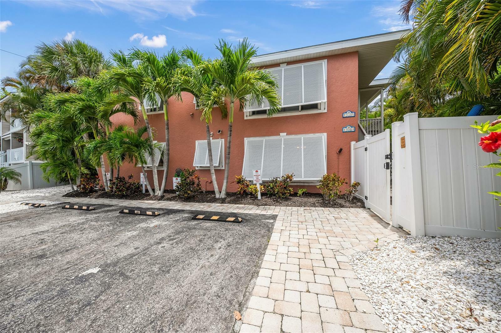 Property Photo:  308 Canal Road  FL 34242 