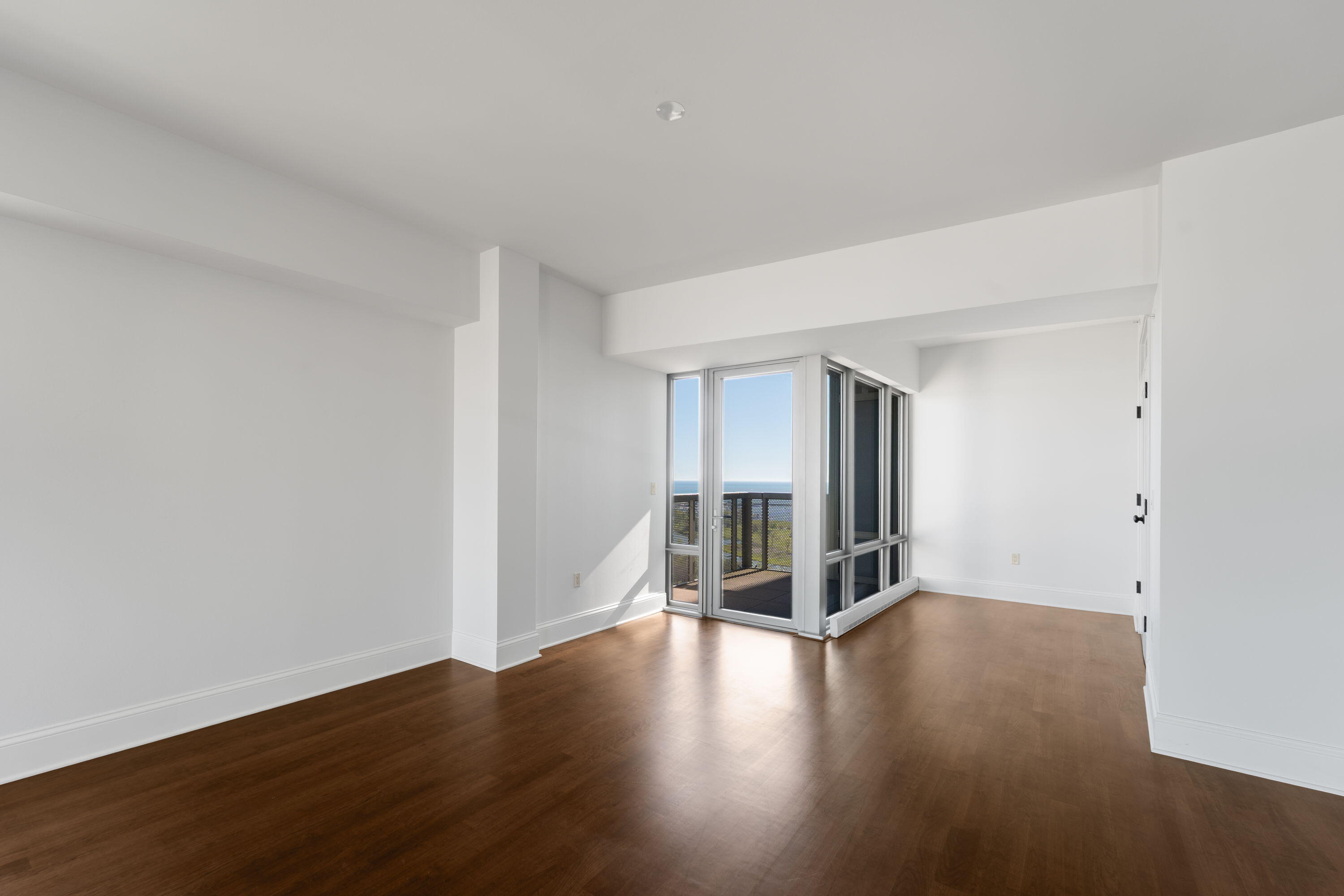 Property Photo:  923 E Kilbourn Ave 1903  WI 53202 