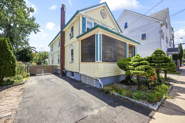 Property Photo:  365 John Street  NJ 08879 