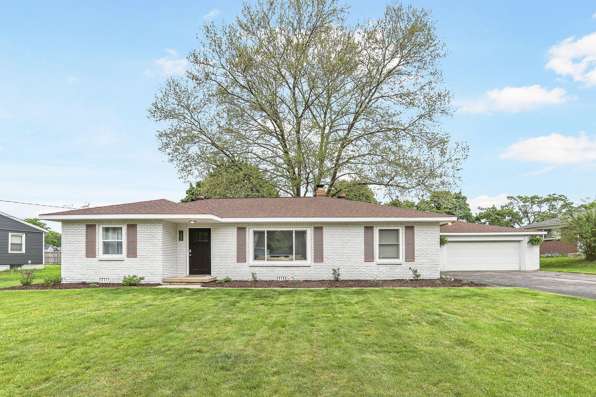 Property Photo: 1393 Stanwood Street NW MI 49534