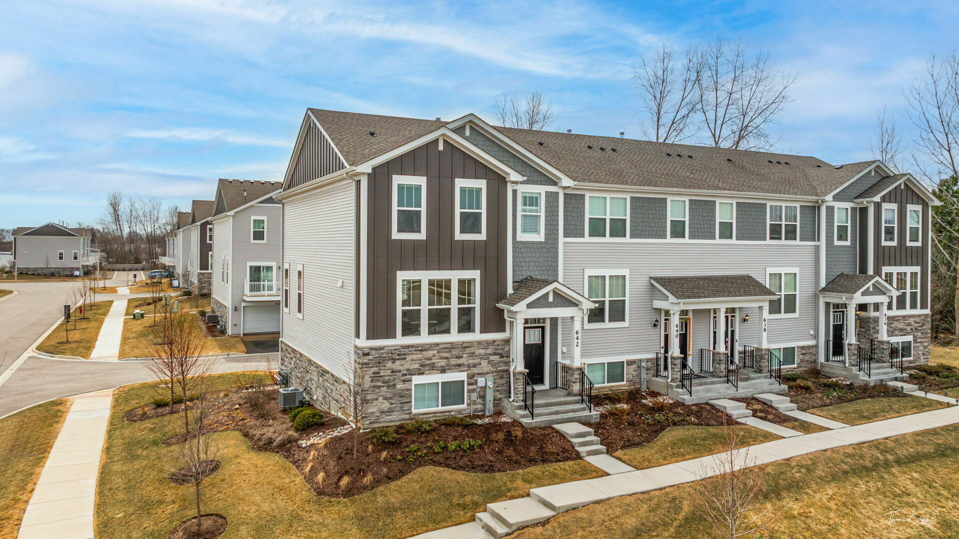642 Wolverine Drive  Aurora IL 60502 photo