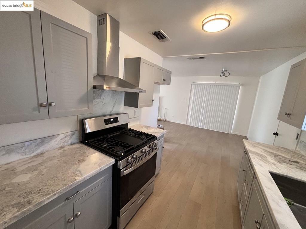 Property Photo:  7024 Tamoshanter Way  CA 95822 