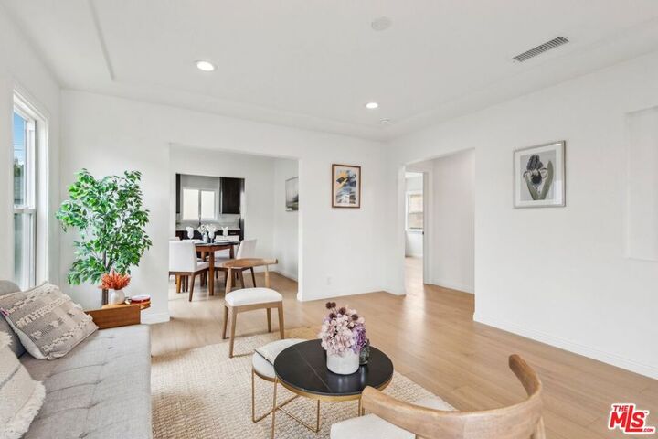 Property Photo: 834 E 90th Street CA 90002
