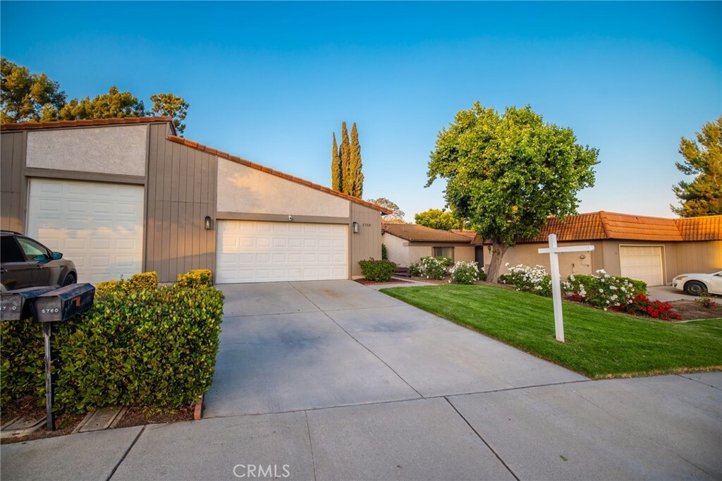 5760 Falling Leaf Lane  Jurupa Valley CA 92509 photo