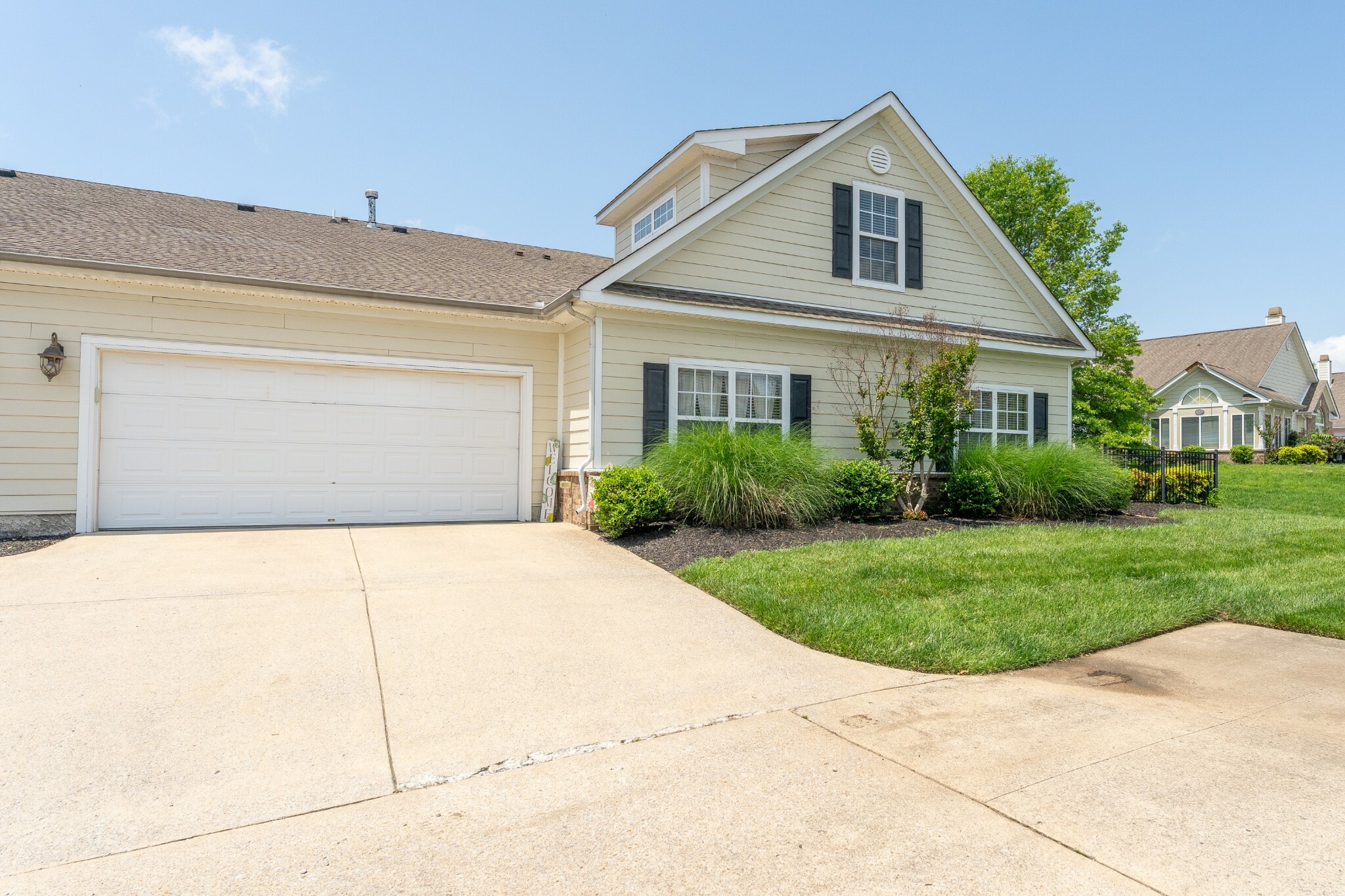 Property Photo:  825 S Browns Ln 1904  TN 37066 