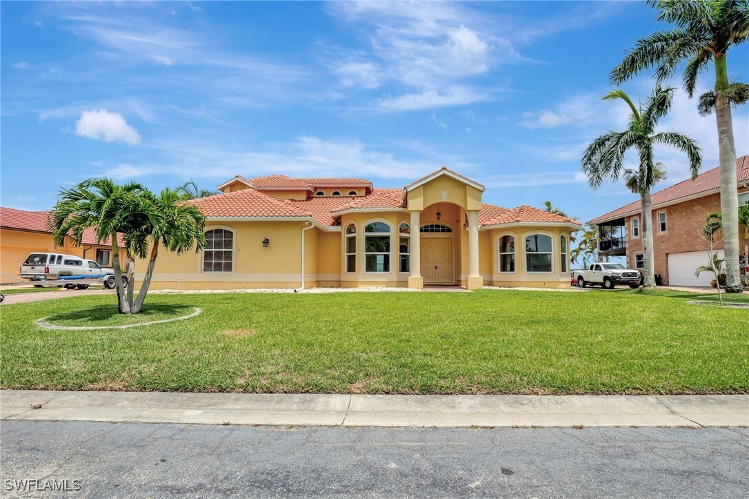Property Photo: 6140 River Shore Court FL 33917