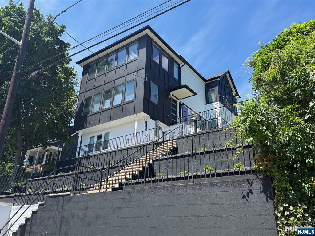 Property Photo:  606 5th Street  NJ 07072 