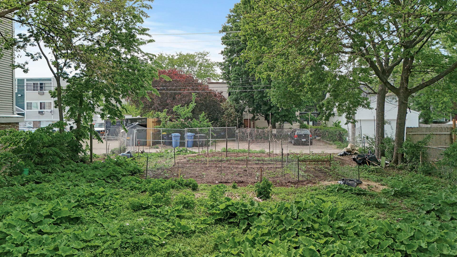 Property Photo: 2720 2nd Avenue S MN 55408