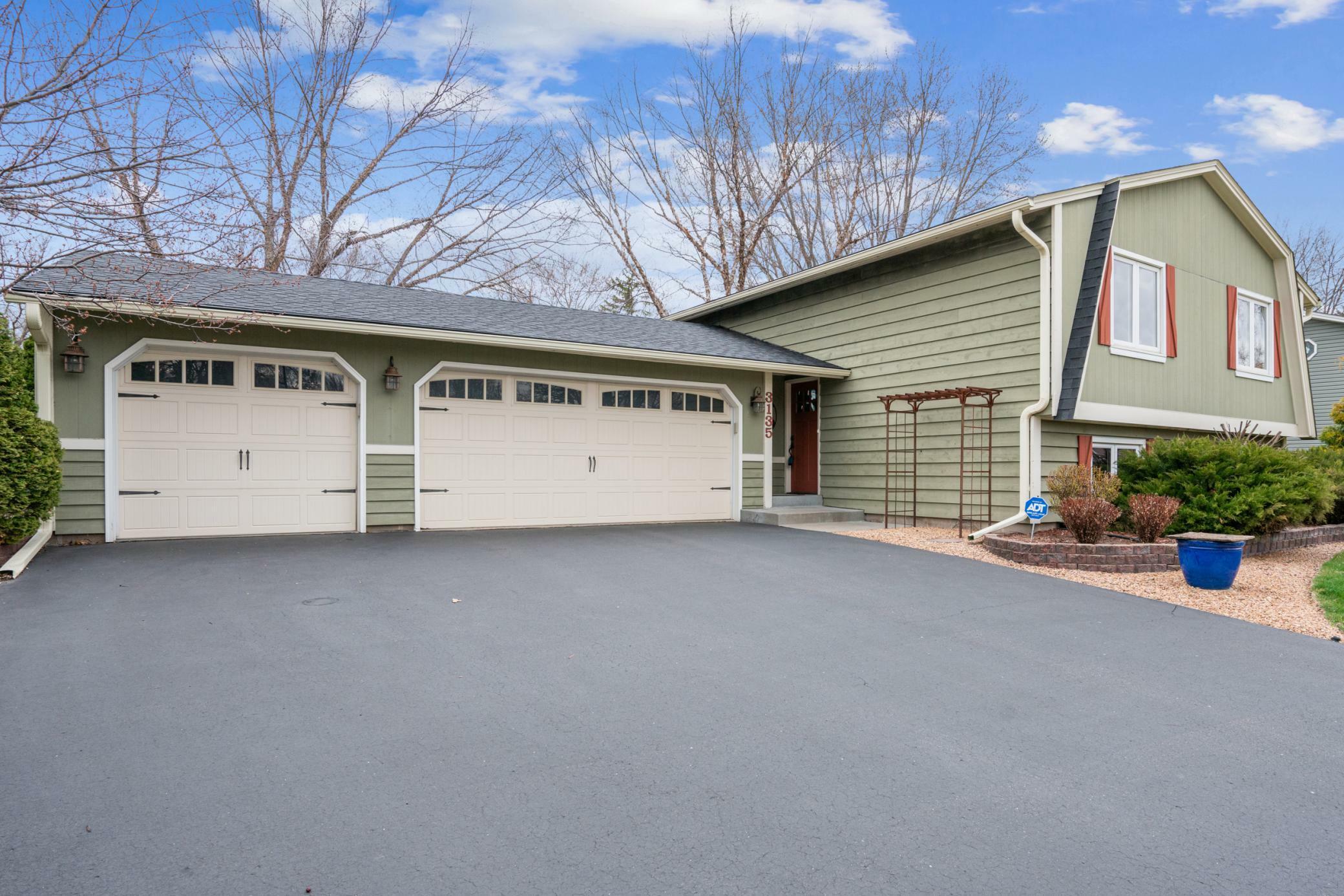 Property Photo: 3135 Cuneen Trail MN 55076