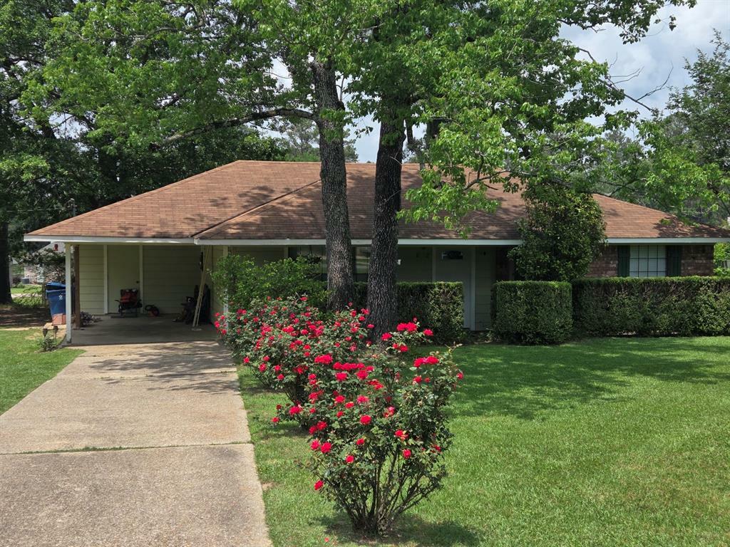 Property Photo: 6752 Bolinger Drive LA 71107
