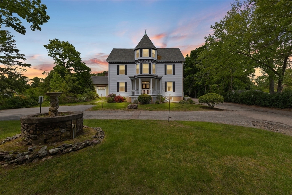 Property Photo:  543 Newport Ave  MA 02703 