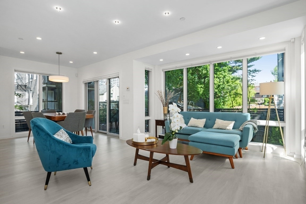 Property Photo: 62 Pearl 62 MA 02139