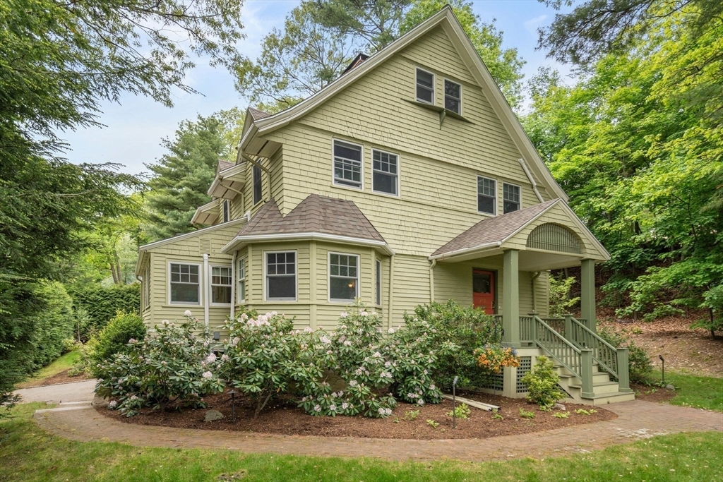 Property Photo: 787 Chestnut St MA 02468