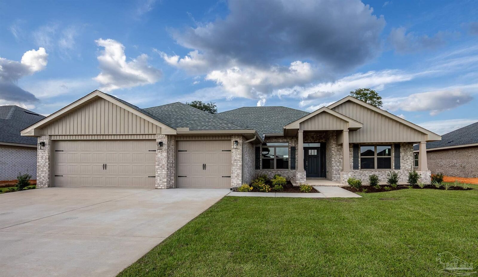 Property Photo:  5146 Emmaline Ln  FL 32570 