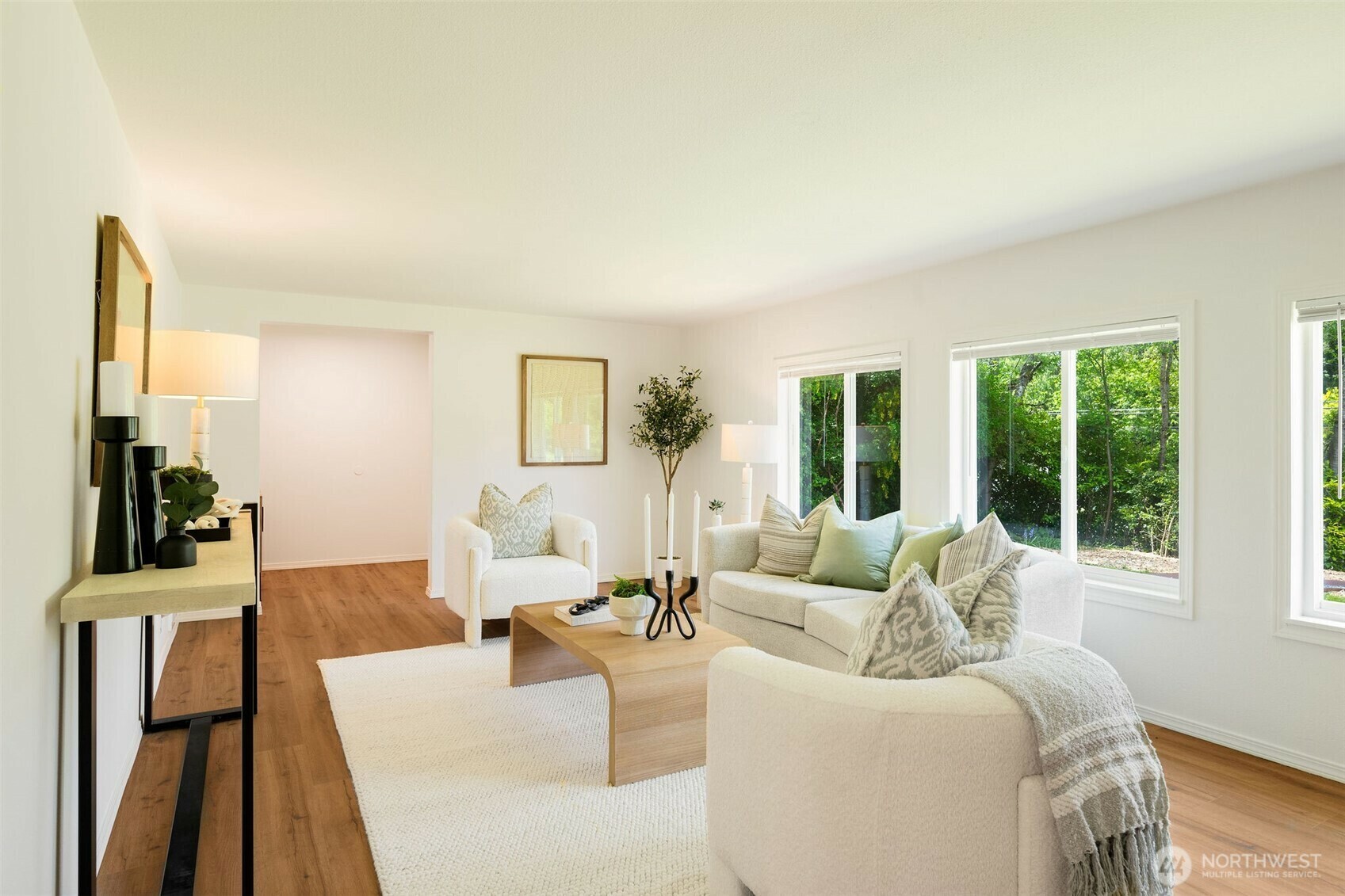 Property Photo: 14058 20th Avenue NE Unit A WA 98125