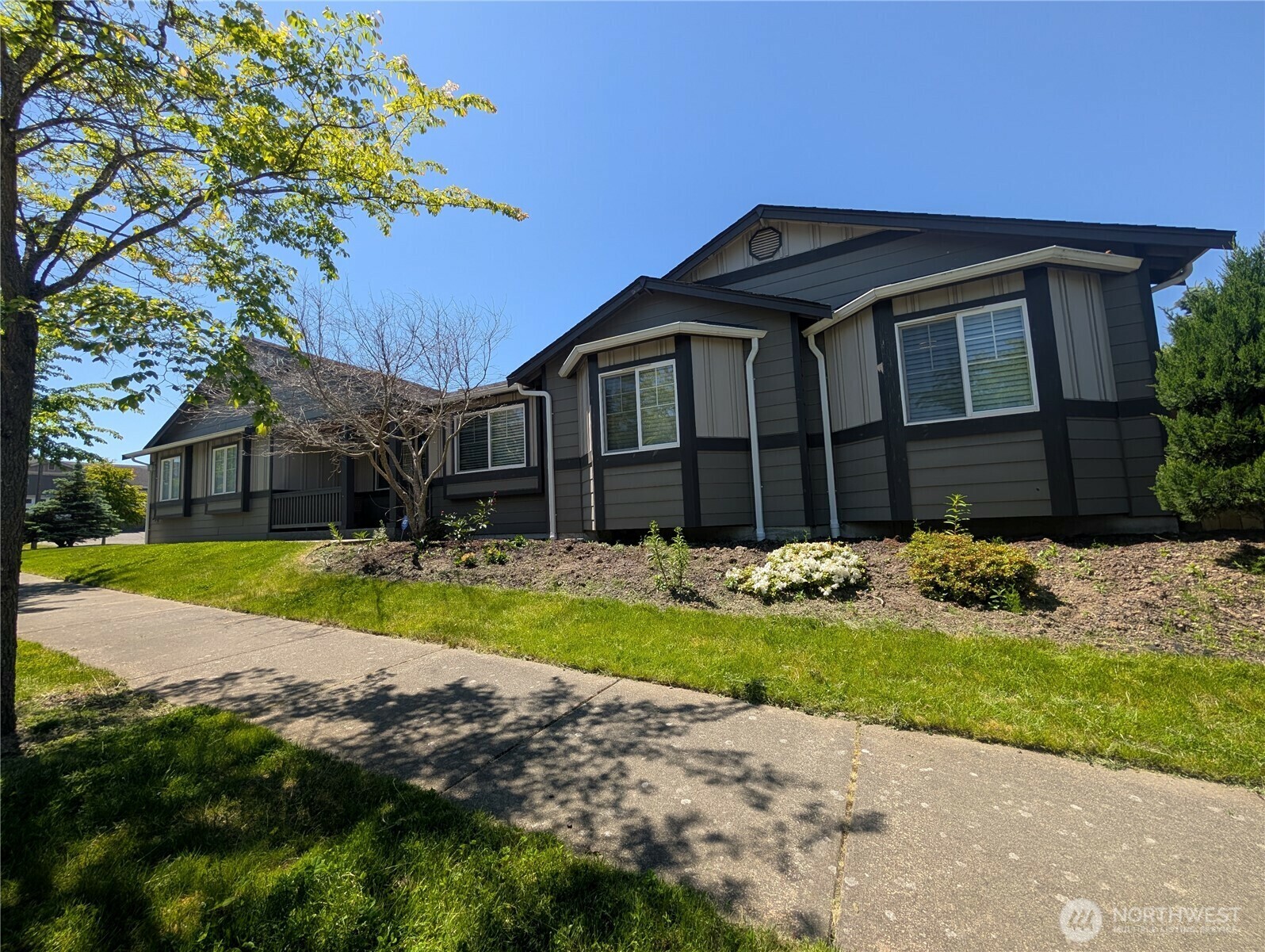 Property Photo: 3447 Barry Place WA 98274