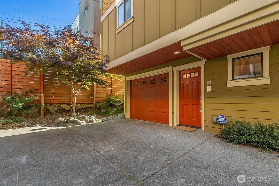 Property Photo:  6736  Alonzo Avenue NW  WA 98117 