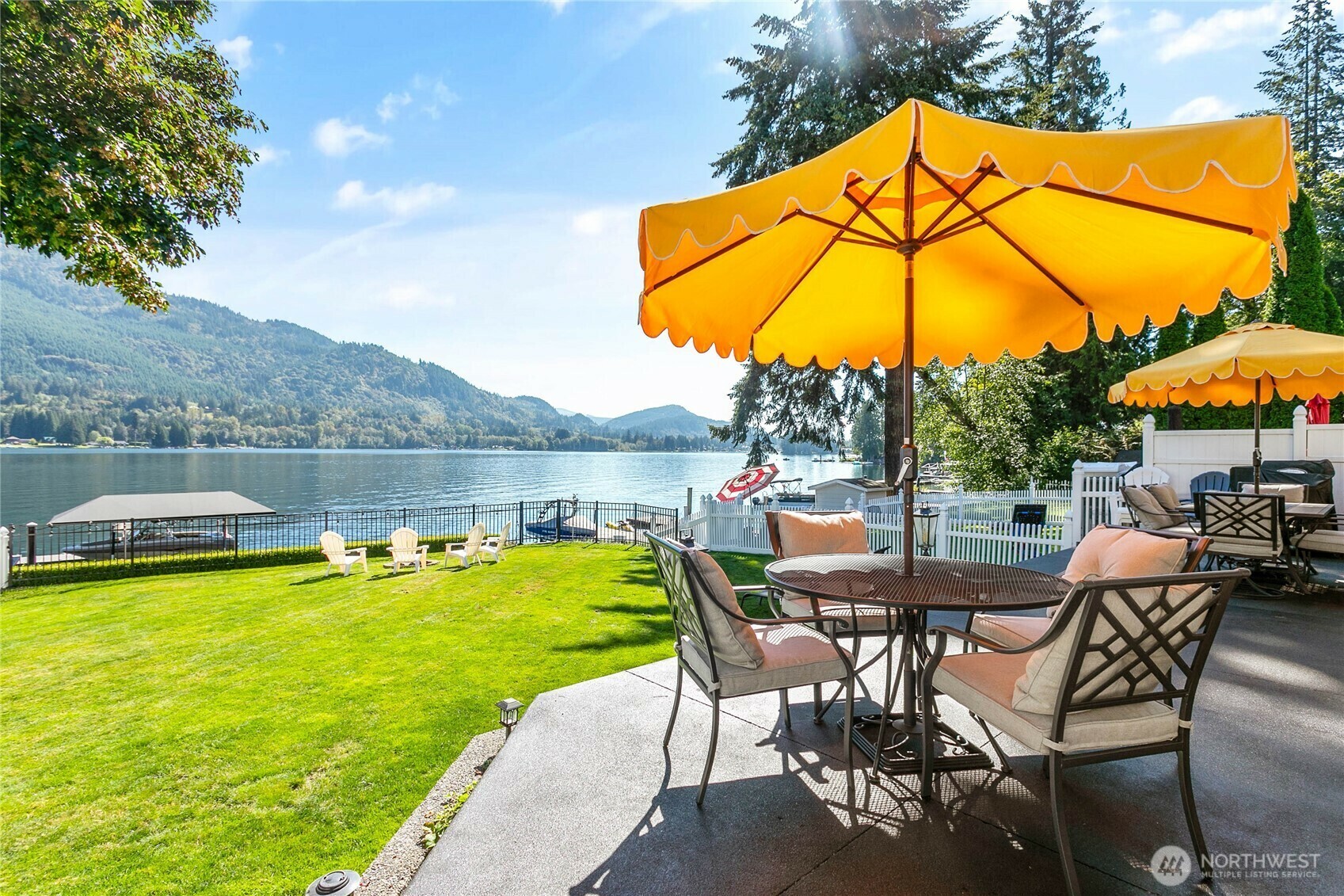 Property Photo: 562 W Lake Samish Drive WA 98229