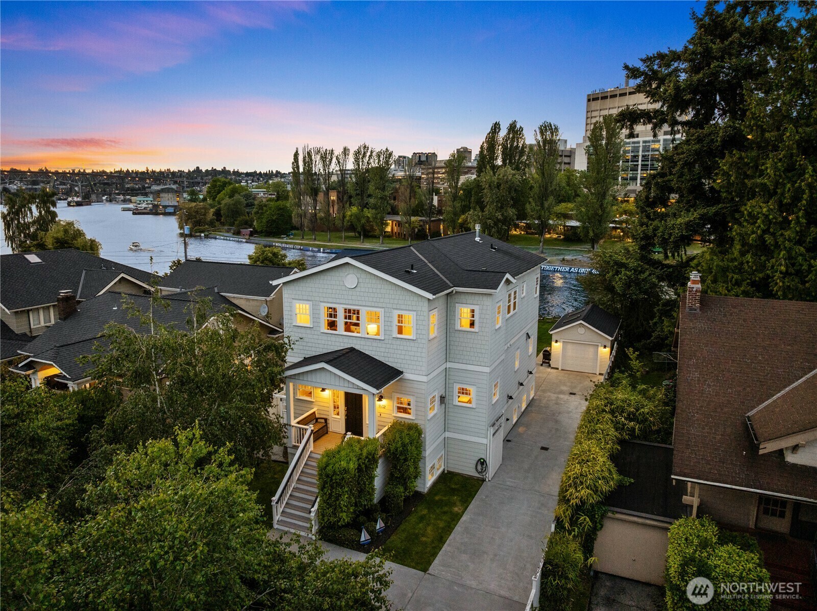 Property Photo: 1832 E Shelby Street WA 98112