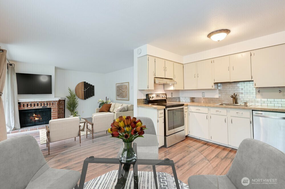 220 SW Clark Street B101  Issaquah WA 98027 photo